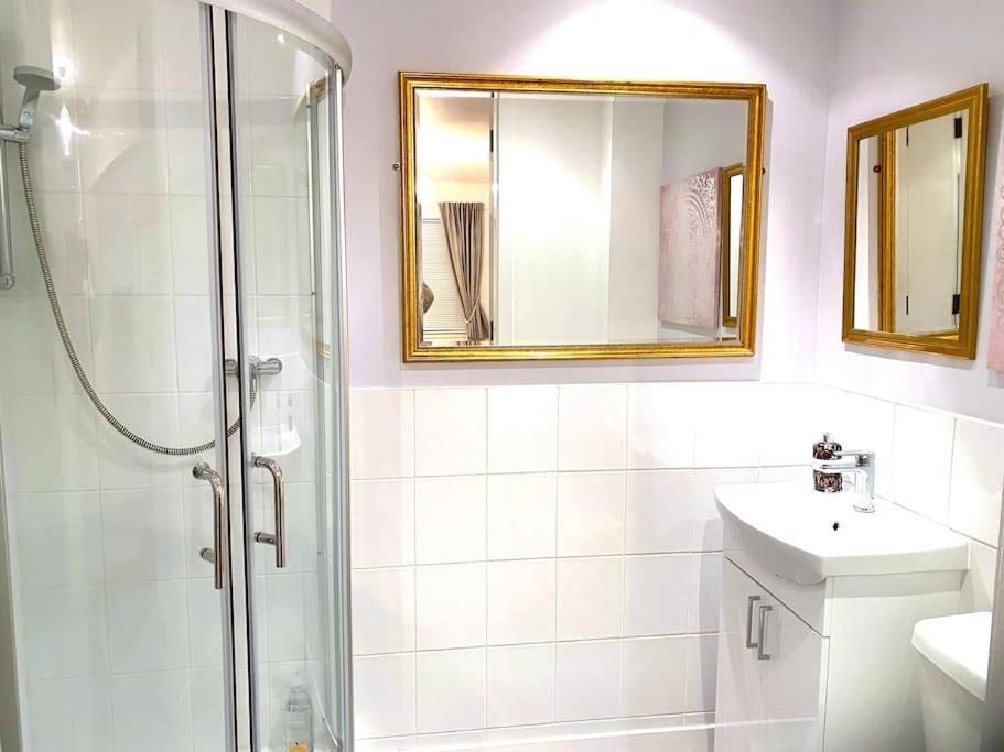 Glenburn, Private Studio Accommodation In 福哈伯斯 外观 照片